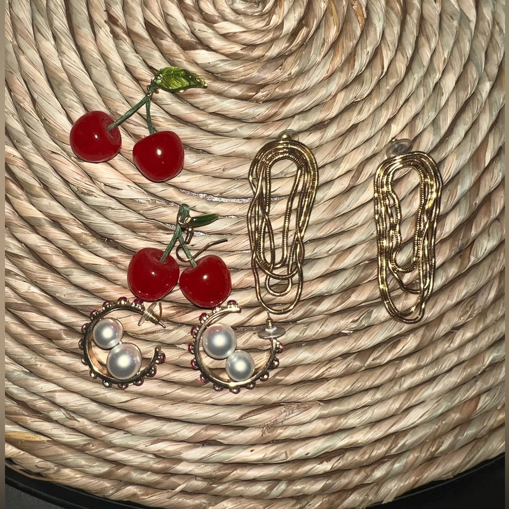 Set of 3 earrings